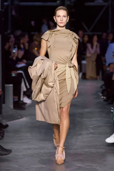Look 72
